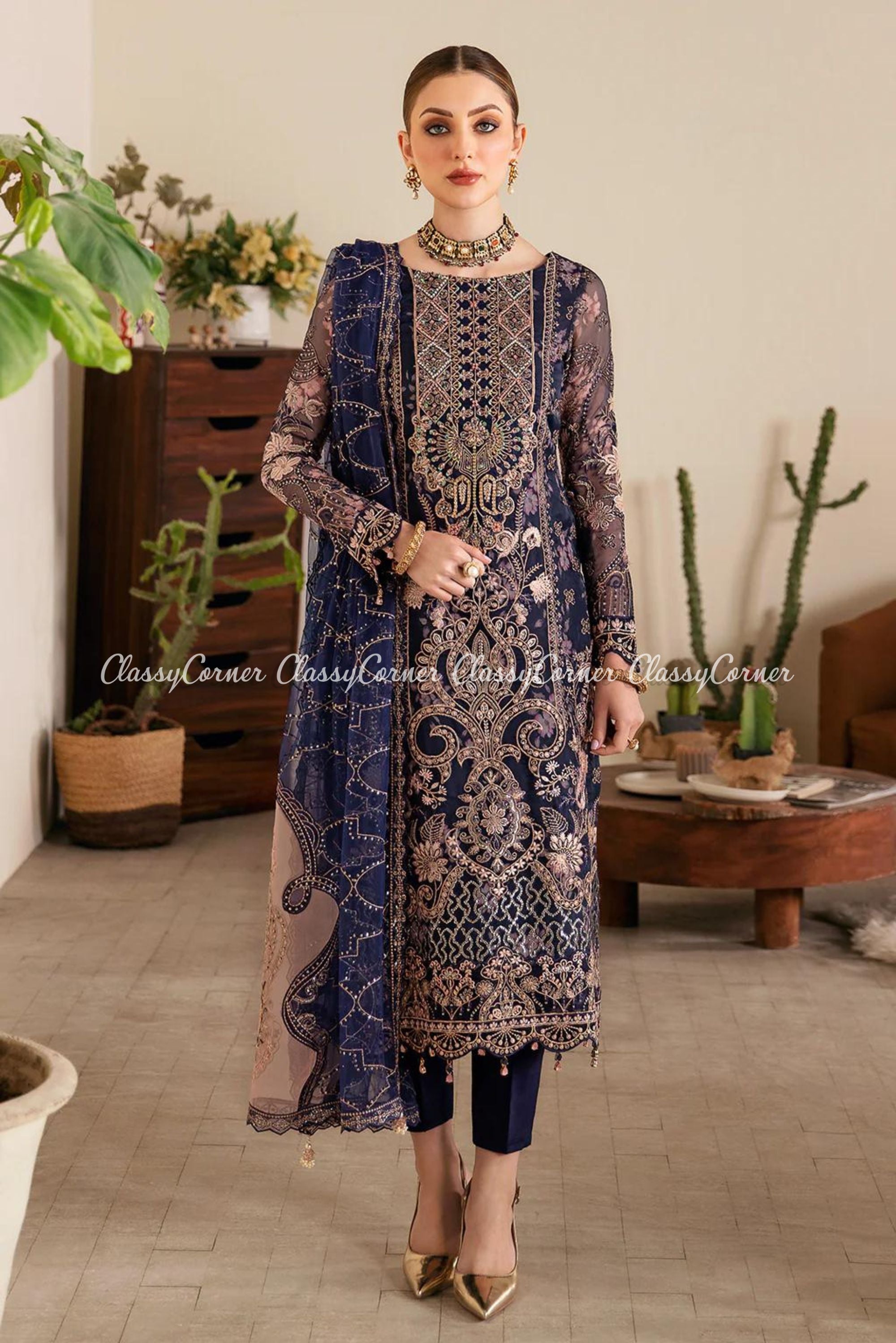 Guest Outfits To Attend Pakistani Wedding