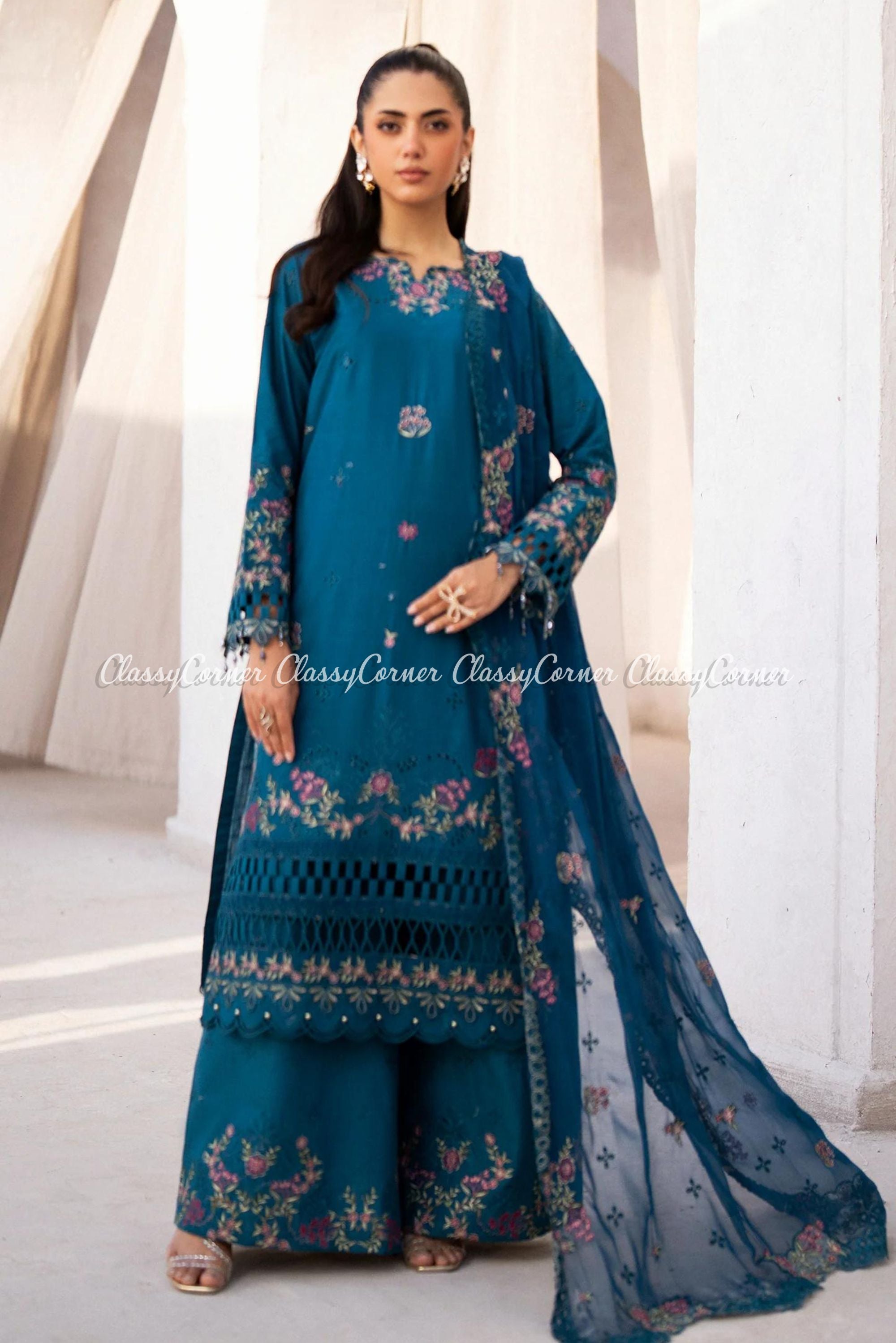 Traditional Pakistani Formal Dresses