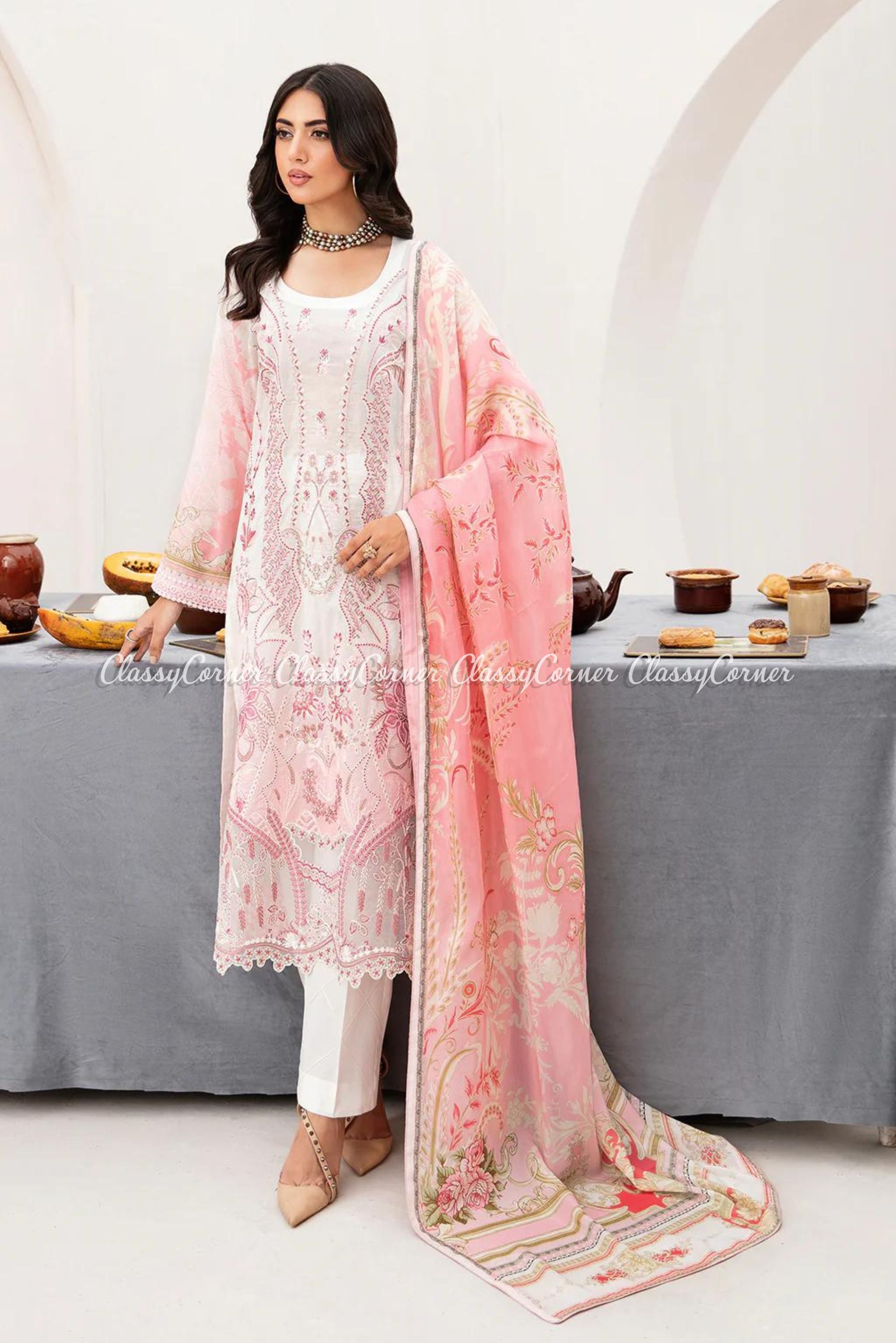 Women's Semi Formal Wear For Pakistani Events